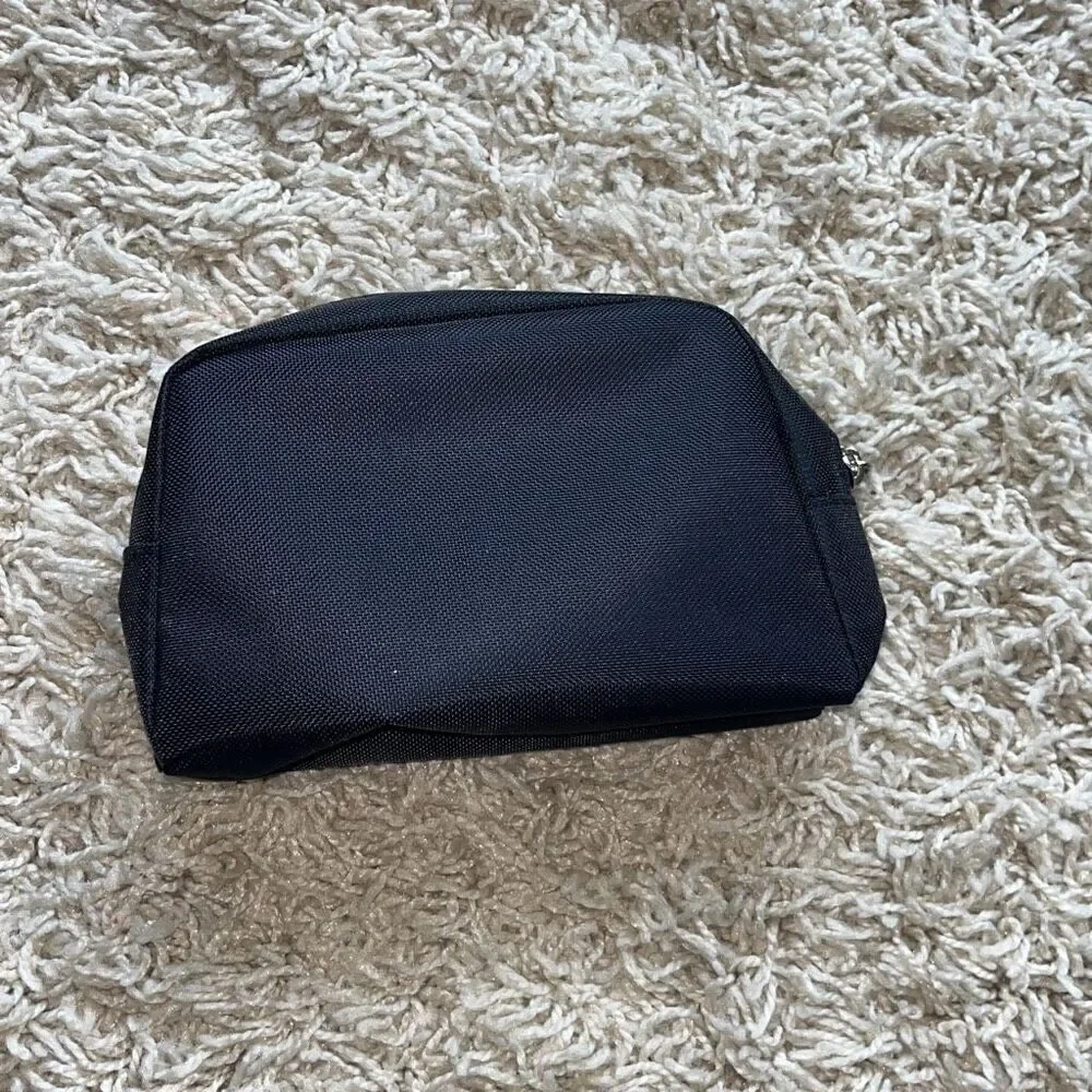 Tumi delta small